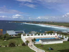  Surf View Apartments  Ньюкуэй